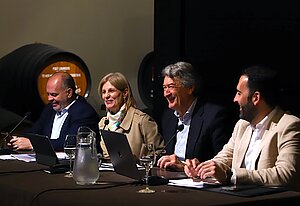 La alcaldesa participa en la Asamblea de la Ruta del Vino y el Brandy del Marco de Jerez
